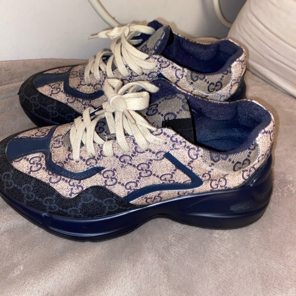 gucci shoes - Picture 2 of 7